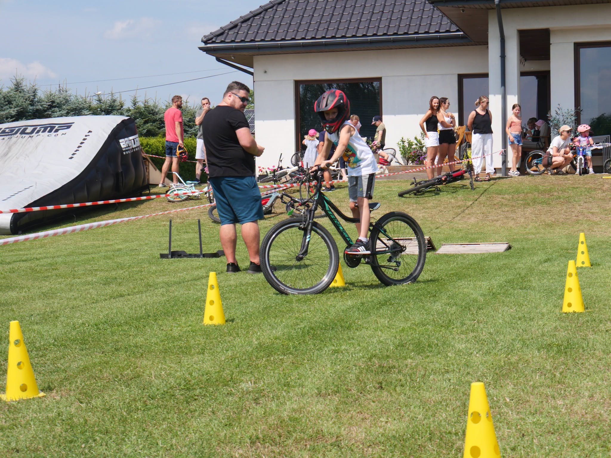 Zajęcia rowerowe dla dzieci w Rozprzy